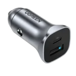 Cargador Dual Ugreen CD130 USB-C Y USB-A para Carro